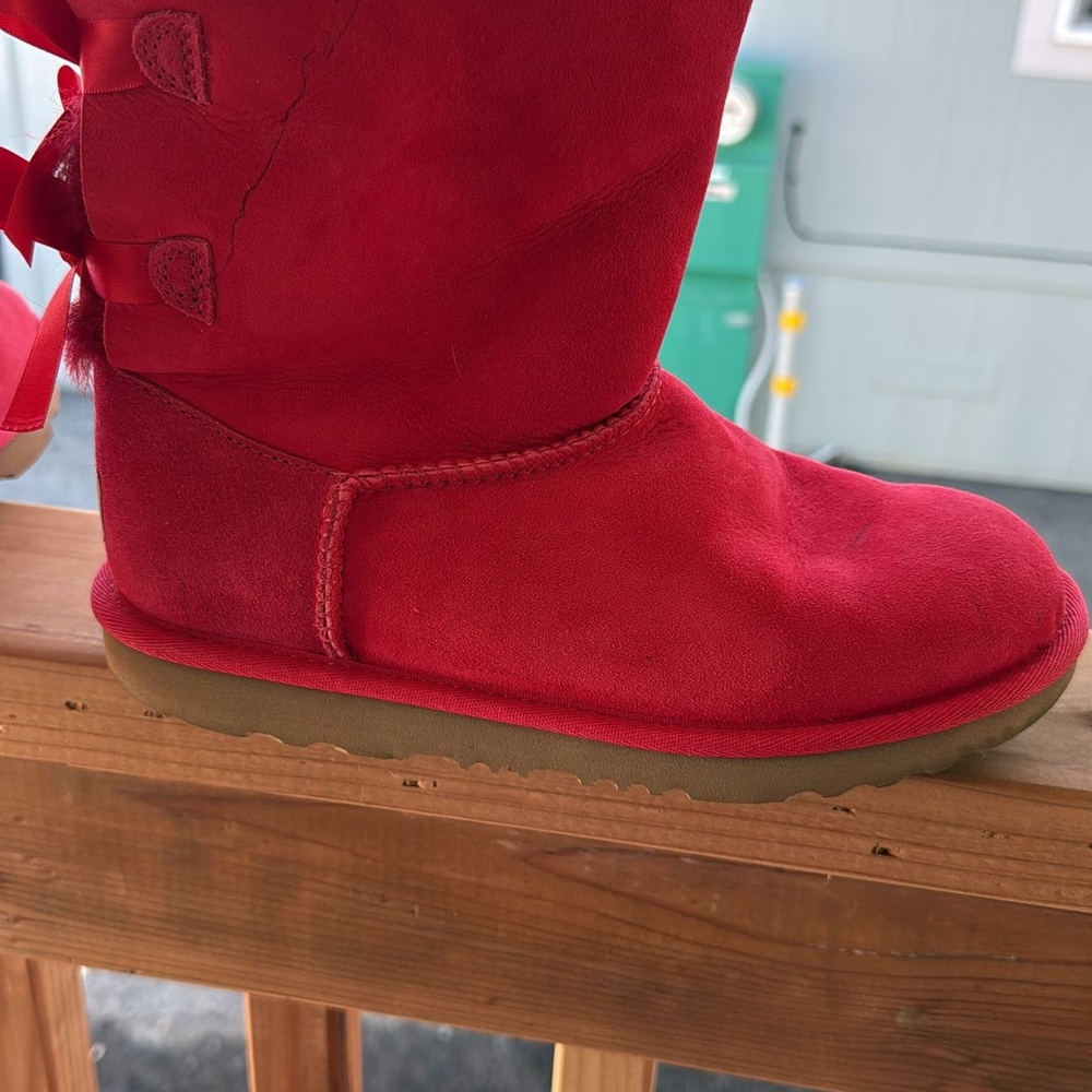UGG Australia Toddler Bailey Bow Boots Red Size 5 woman